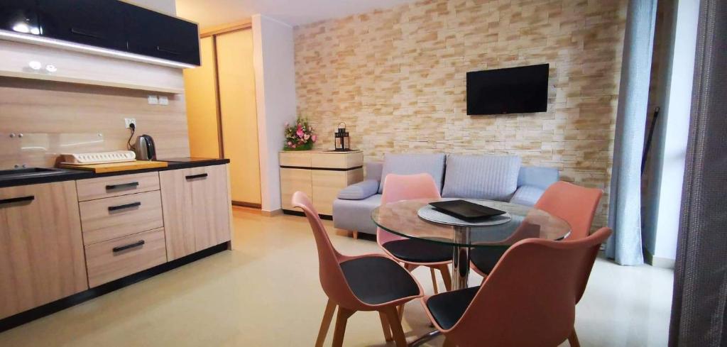 Jadalnia w apartamencie