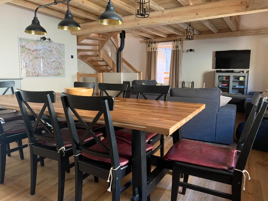 Kuchyň nebo kuchyňský kout v ubytování Maison Cluaran