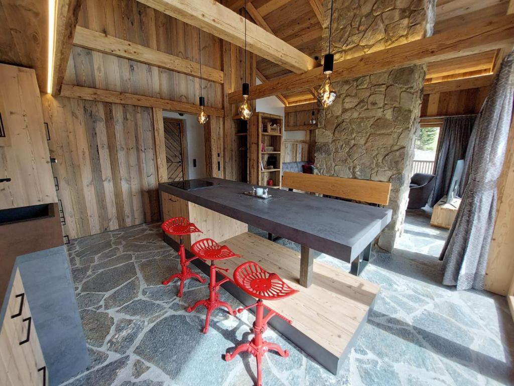 Fotografie z fotogalerie ubytování Panorama Berg Chalet v destinaci Großkirchheim