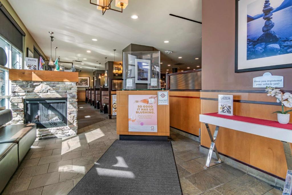 Best Western Plus Vancouver Airport Hotel - Resim 3