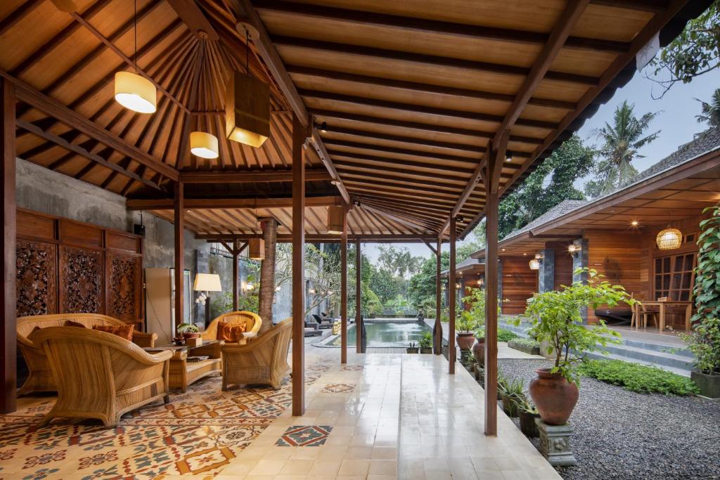 Posezení v ubytování Tattva Ubud Retreat & Wellness