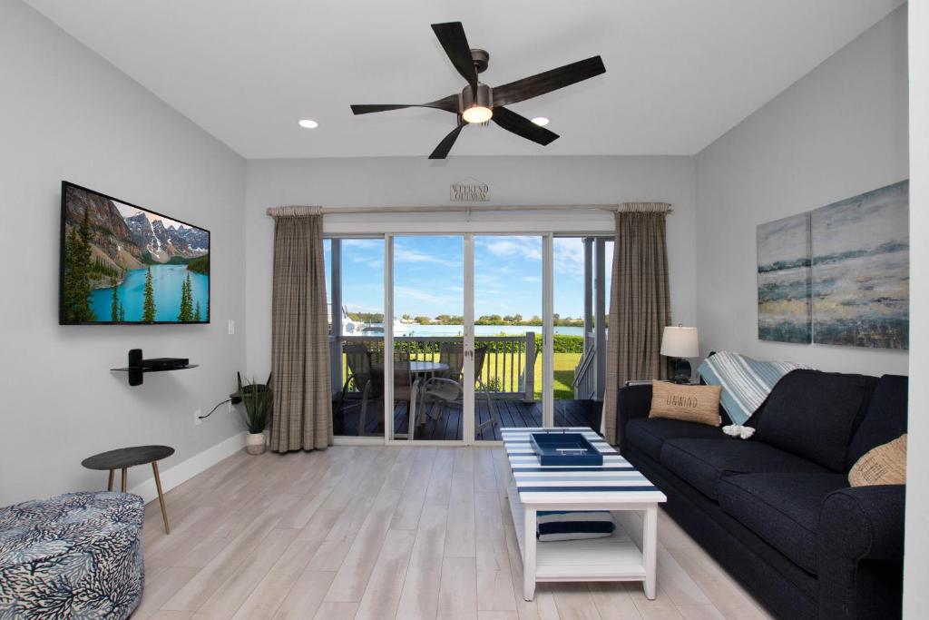 Majestic Marina Villa- 2 bedroom Village at Hawks Cay