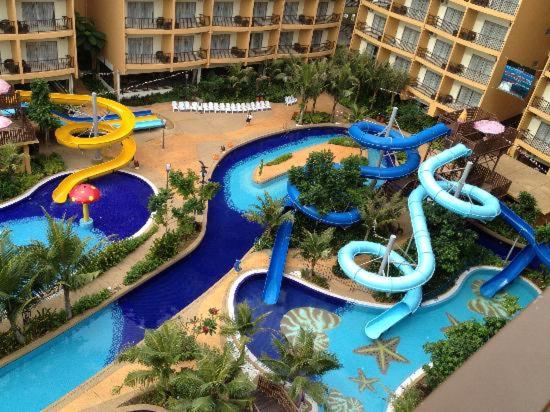 - une vue aérienne sur un parc aquatique d'un complexe dans l'établissement Beach View @ Morib Gold Coast, à Banting