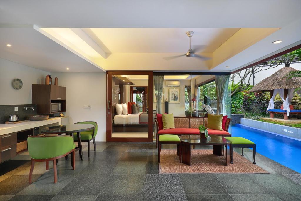 Royal Kamuela Villas & Suites at Monkey Forest Ubud - Adult Only - 4