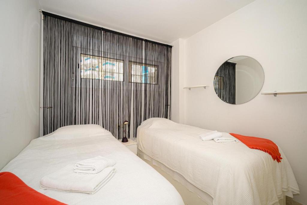 Booking.com: Appartement Estrella 2 Ground Floor Spaniahome ...