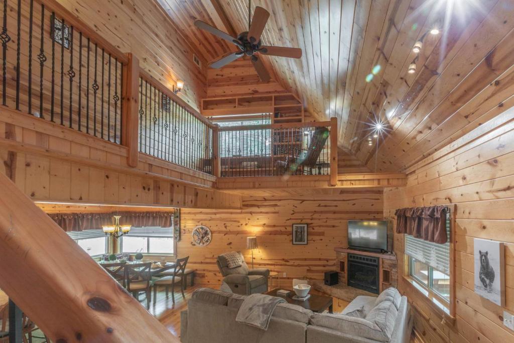 Saltys Cabin in the Clough - Housity