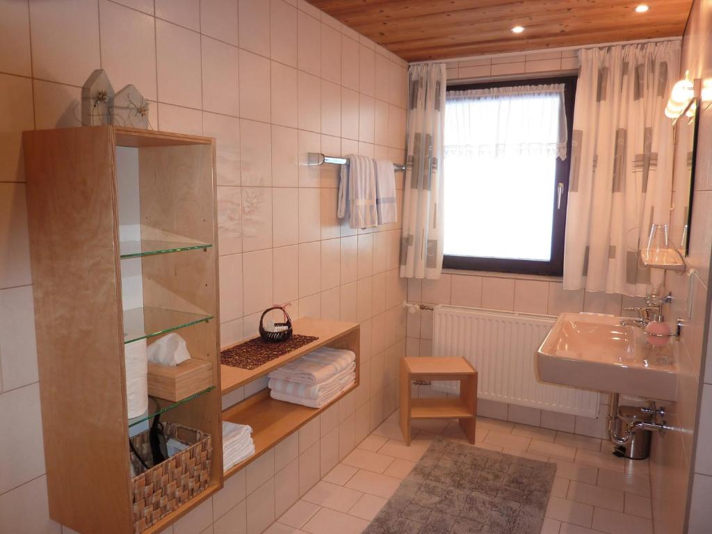 Koupelna v ubytování Haus Christopherus