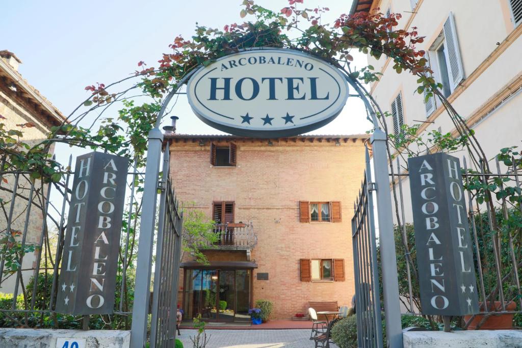 Certifikát, hodnocení, plakát nebo jiný dokument vystavený v ubytování Hotel Arcobaleno Siena