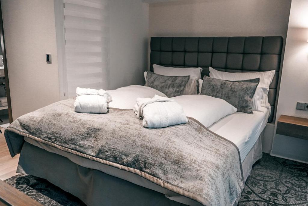Parkhotel Residenz - Small Double Room