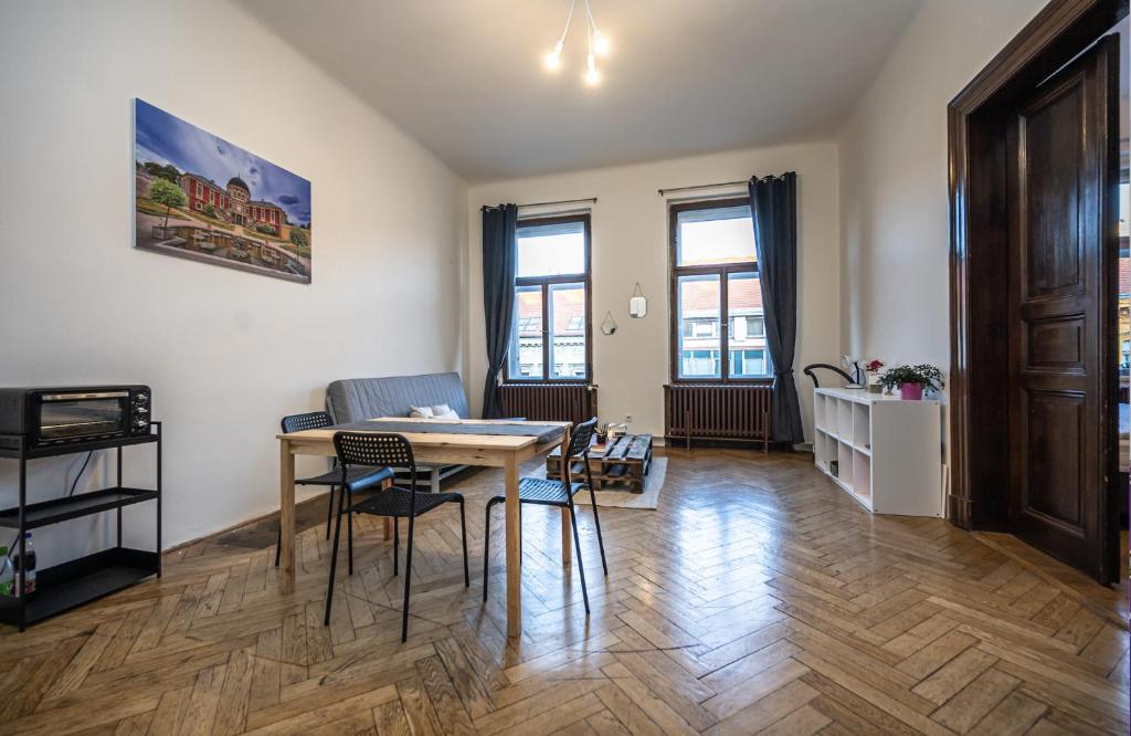 Zdjęcie z galerii obiektu Legerova Apartments w Pradze