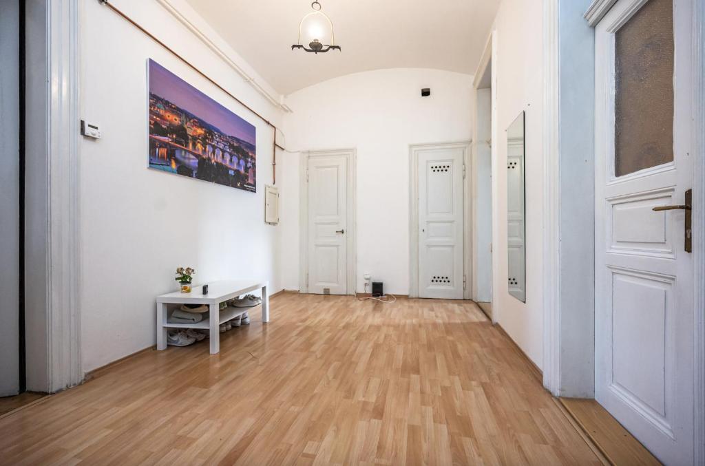 Zdjęcie z galerii obiektu Legerova Apartments w Pradze