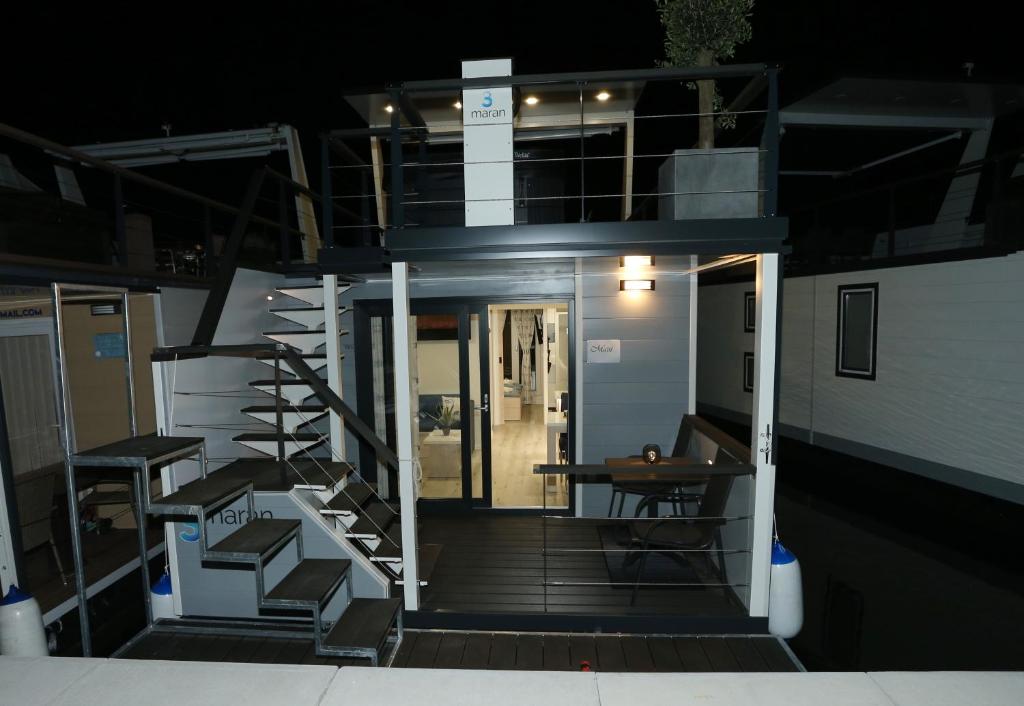 Fitness centrum a/nebo fitness zařízení v ubytování Floating house Maui