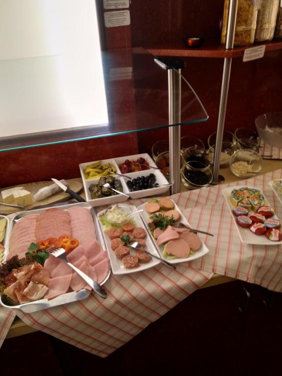 Stadt-gut-Hotel Rheinischer Hof - Resim 23