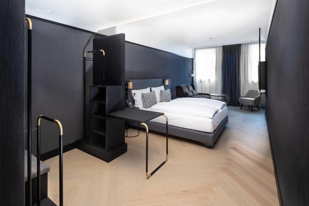 Ένα ή περισσότερα κρεβάτια σε δωμάτιο στο Hotel Schillerhof, Weimar