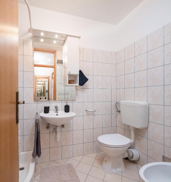 Fotografia z galérie ubytovania Modern apt with terrace 4 min walk to the beach v Splite