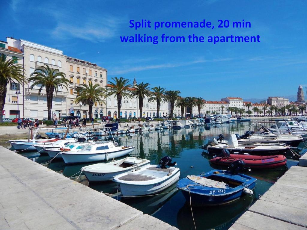 Fotografia z galérie ubytovania Modern apt with terrace 4 min walk to the beach v Splite