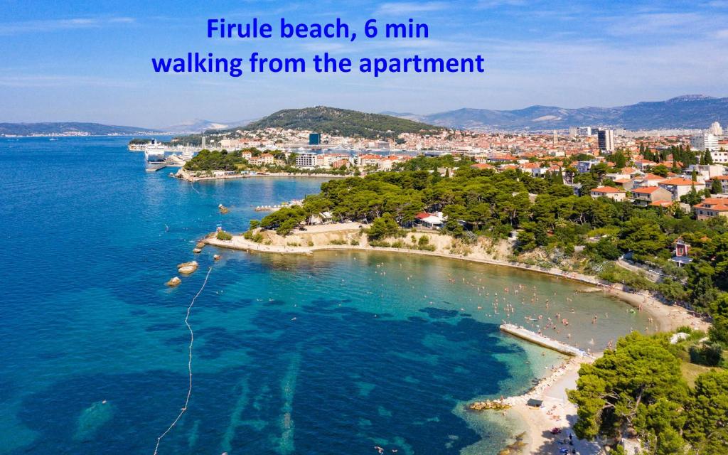 Fotografia z galérie ubytovania Modern apt with terrace 4 min walk to the beach v Splite