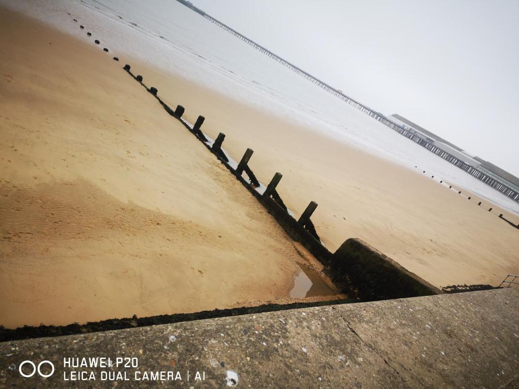 Lovely 2-Bed Apartment in Walton on the Naze