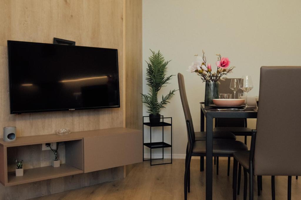 Newly renovated apartment - Imazhi 9