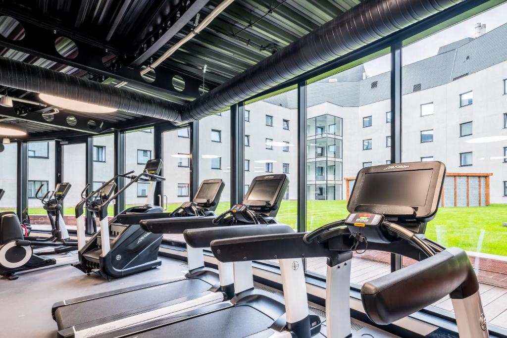 Posilňovňa alebo fitness centrum v ubytovaní Park Inn by Radisson Danube Bratislava