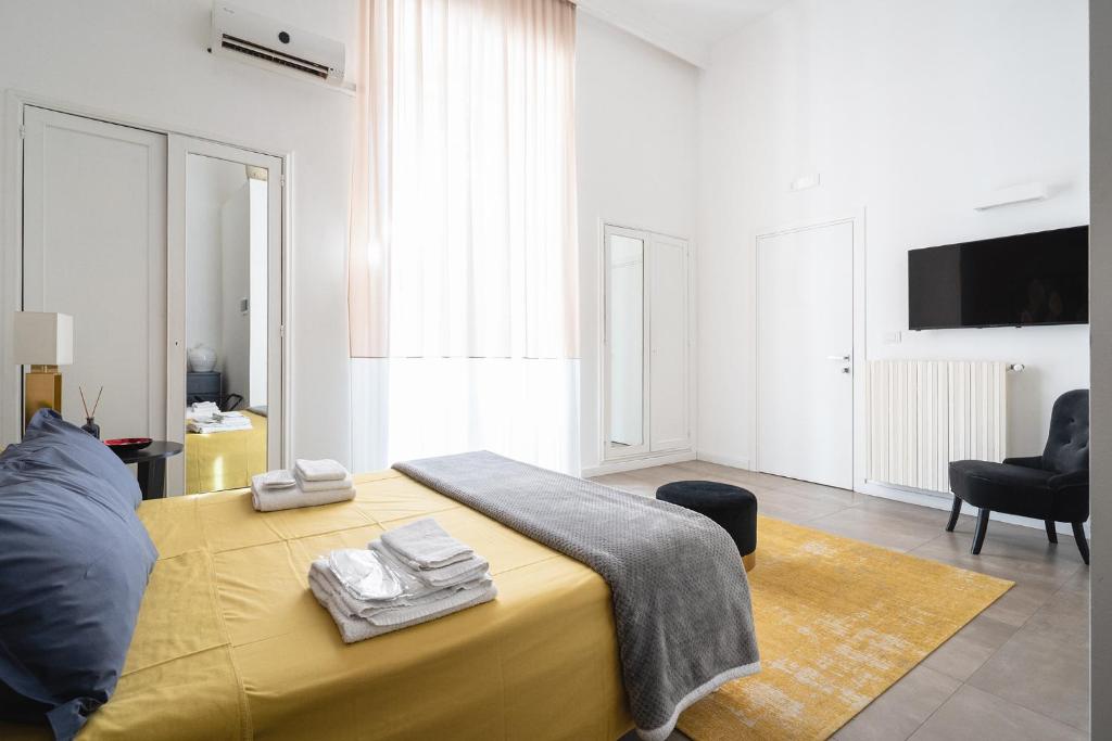Telewizja i/lub zestaw kina domowego w obiekcie Fourooms - Bari Sparano