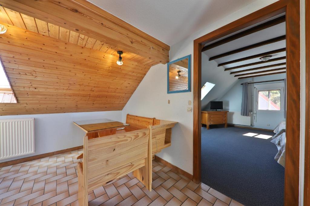 Postel nebo postele na pokoji v ubytování Gîte à La Montagne