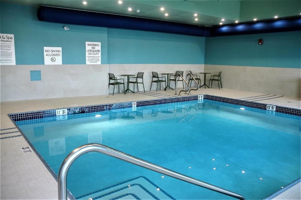 Holiday Inn Express & Suites - Edmonton SW – Windermere by IHG - Resim 16