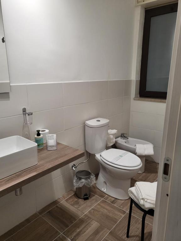 A bathroom at Sicula home