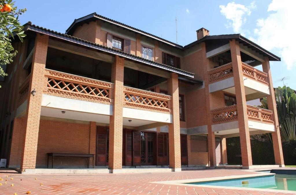 Gallery image of Aconchegante e ampla casa na Granja Viana in Carapicuíba