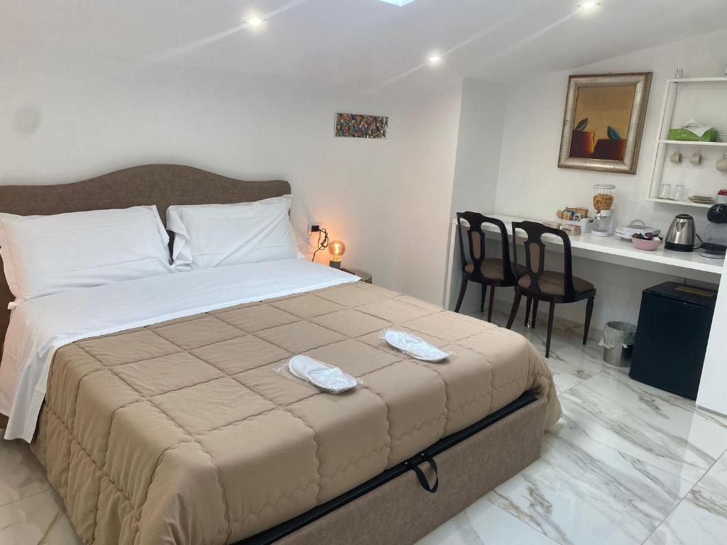 Royal Boutique Napoli - Resim 33