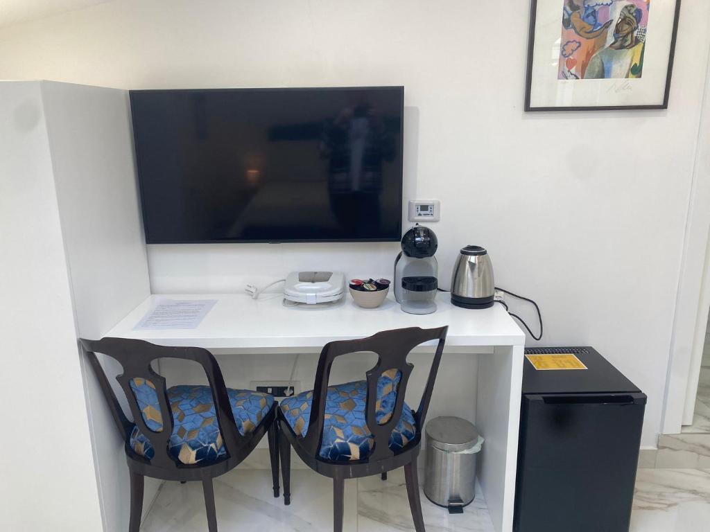 Royal Boutique Napoli - Resim 42