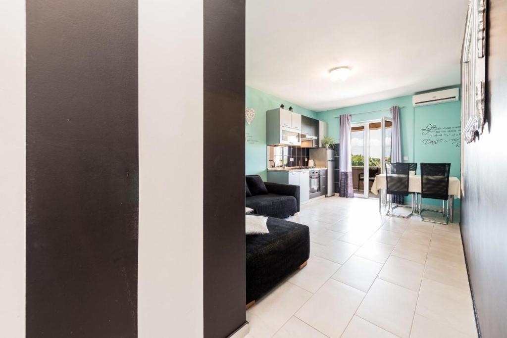 Posedenie v ubytovaní Family friendly apartments Kim - by TA Leut Agency