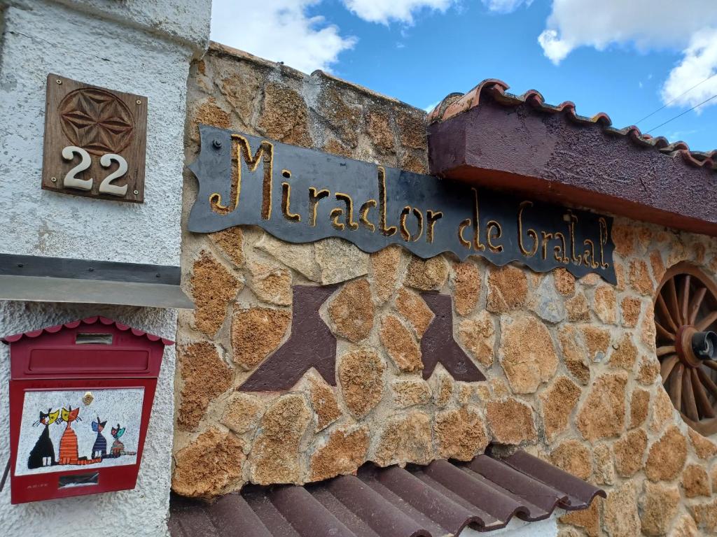 Mirador de Gratal - Sierra de Loarre tanúsítványa, márkajelzése vagy díja