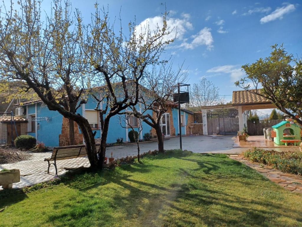 A garden outside Mirador de Gratal - Sierra de Loarre