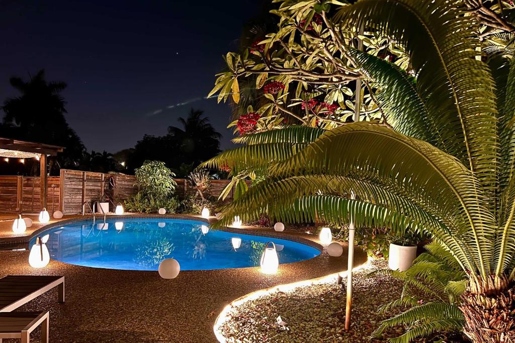 2 Mi to Beach! Oakland Park Home with Outdoor Oasis