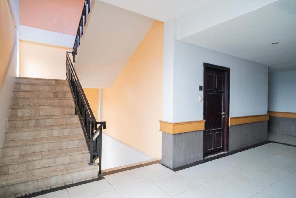 Fotografie z fotogalerie ubytování RedDoorz Plus near UIN Banjarmasin v destinaci Sungai Lutus