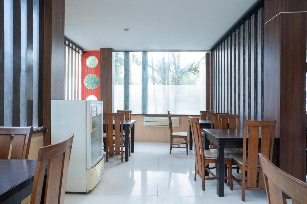 Posezení v ubytování RedDoorz Plus near UIN Banjarmasin