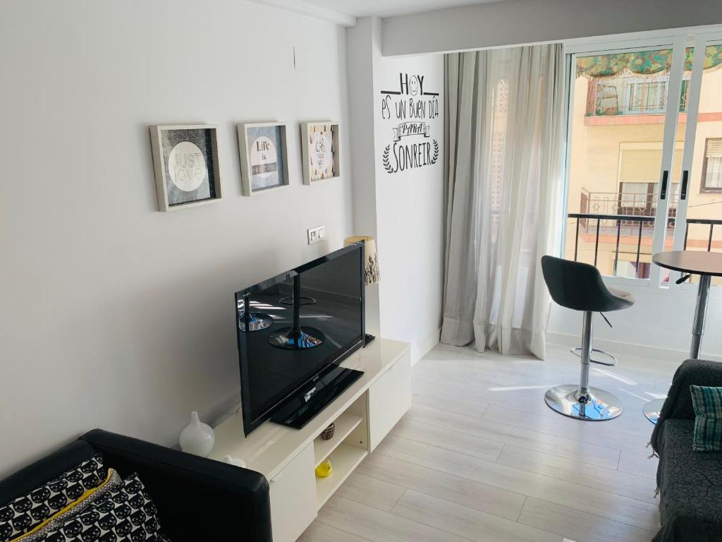 TV a/nebo společenská místnost v ubytování Casa Centro Benidorm