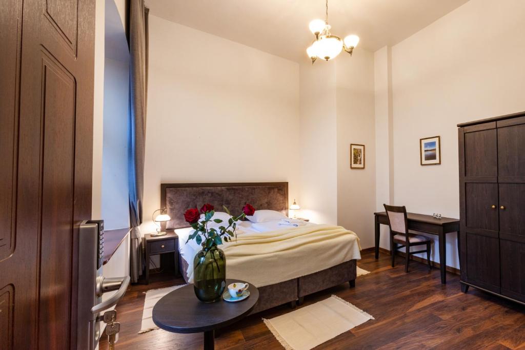 ZEPPELIN APARTMENTS Simple Acomodation - 3