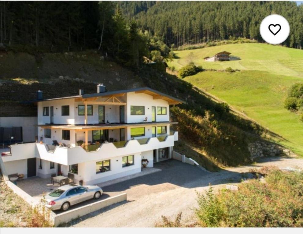 Fotografia z galérie ubytovania Ferienwohnung Kirchler v destinácii Hippach