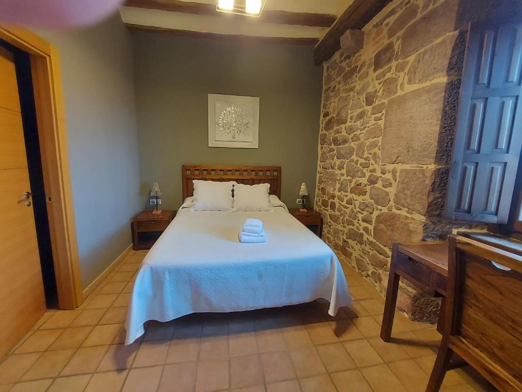 Hostal Rural Ioar Booking}