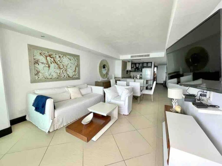 Ixtapa! Bay view grand marina, Ixtapa (updated prices 2024)