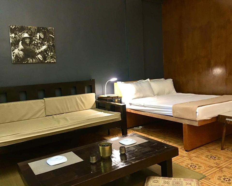 CoG BnB Lubao -100 Mbps WiFi - Apartment