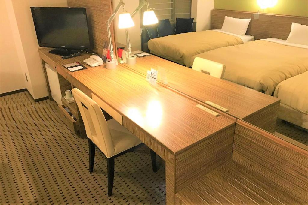 Televisi dan/atau pusat hiburan di CYPRESS HOTEL Nagoya-eki Mae