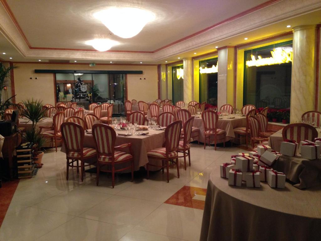 Restaurace v ubytování Palace Hotel Legnano