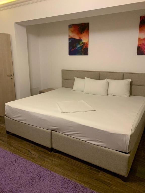 White Tower Mamaia Prestige Apartments