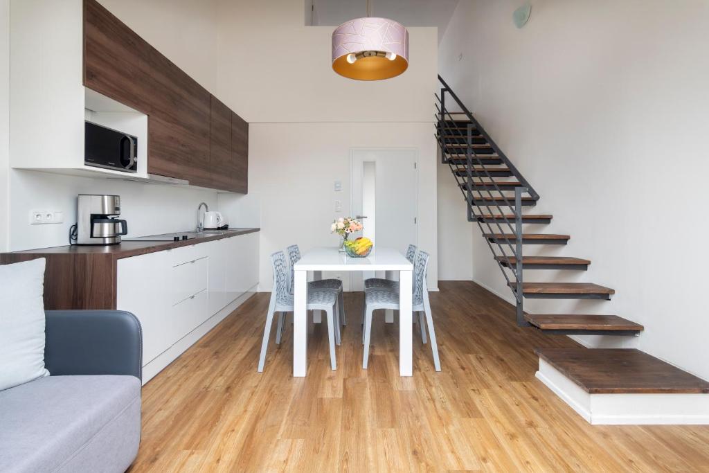 Prague Tales Boutique Residence by Dwellfort - Resim 41