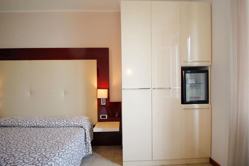 Hotel Europa - Triple Room