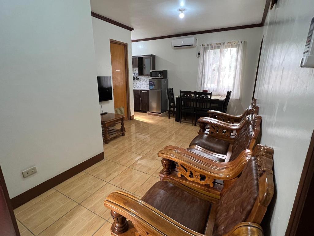 Kuchyň nebo kuchyňský kout v ubytování Affordable La Union