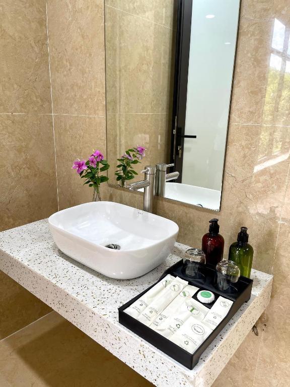 PHOENIX MINH CHÂU HOTEL - 18